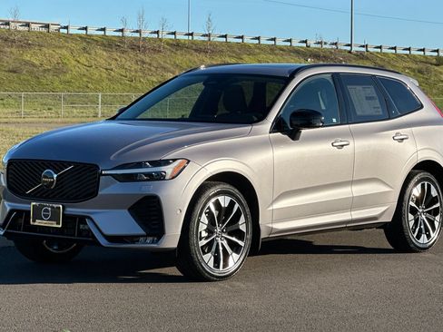 New 2026 Volvo XC60 B5 Plus w/ Protection Package Premier AWD/4WD image 7