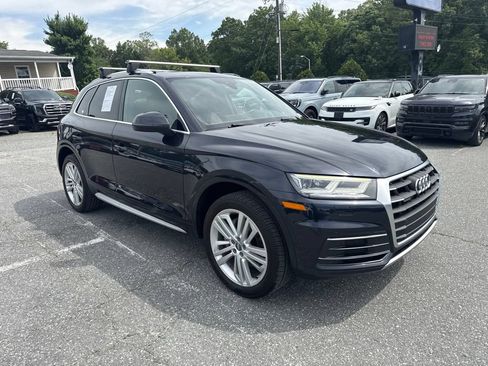 Used 2018 Audi Q5 2.0T Premium Plus w/ Premium Plus Package AWD/4WD image 4