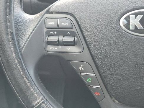 Used 2017 Kia Forte LX w/ LX Popular Package image 27