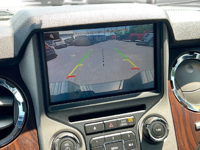 Used 2015 Ford F250 Lariat w/ Chrome Package AWD/4WD image 17