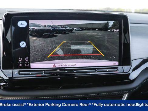 Certified 2025 Volkswagen Atlas Cross Sport SE image 8