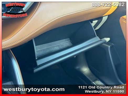 Used 2024 Toyota Highlander Platinum AWD/4WD image 36