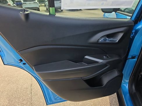 New 2026 Chevrolet Trax LT FWD image 11