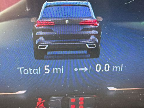 New 2026 BMW X5 xDrive40i w/ M Sport Package image 18