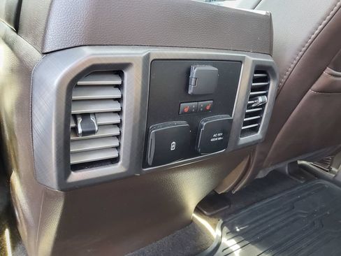 Used 2019 Ford F150 Limited AWD/4WD image 11