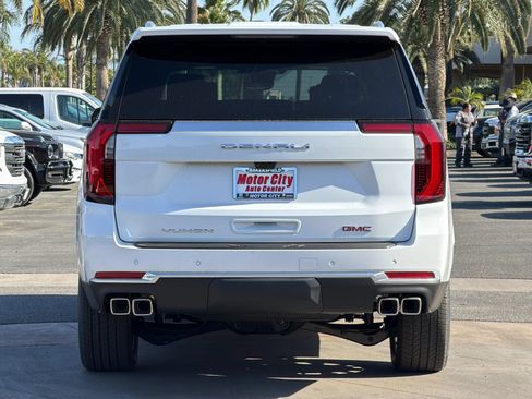 New 2026 GMC Yukon XL Denali w/ Denali Reserve Package RWD image 5