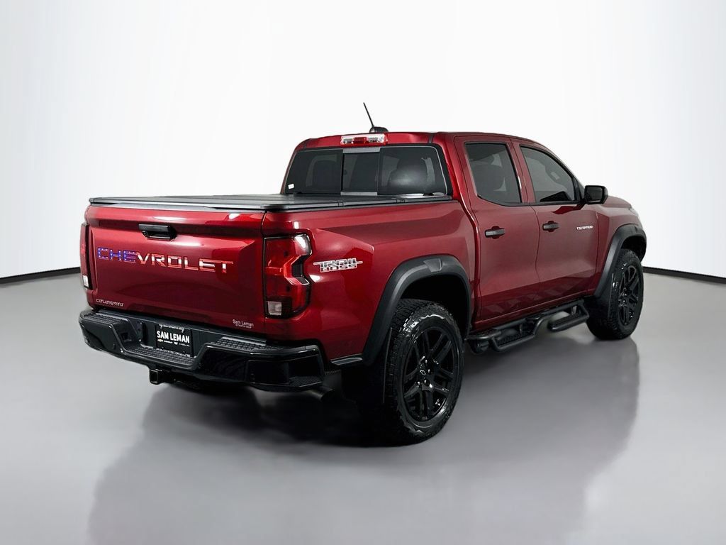 Used 2025 Chevrolet Colorado Trail Boss AWD/4WD image 7