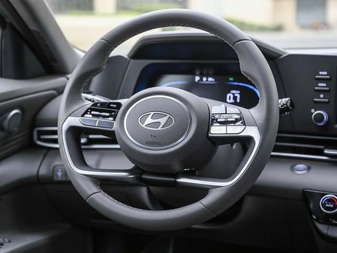 New 2026 Hyundai Elantra Sport FWD image 17