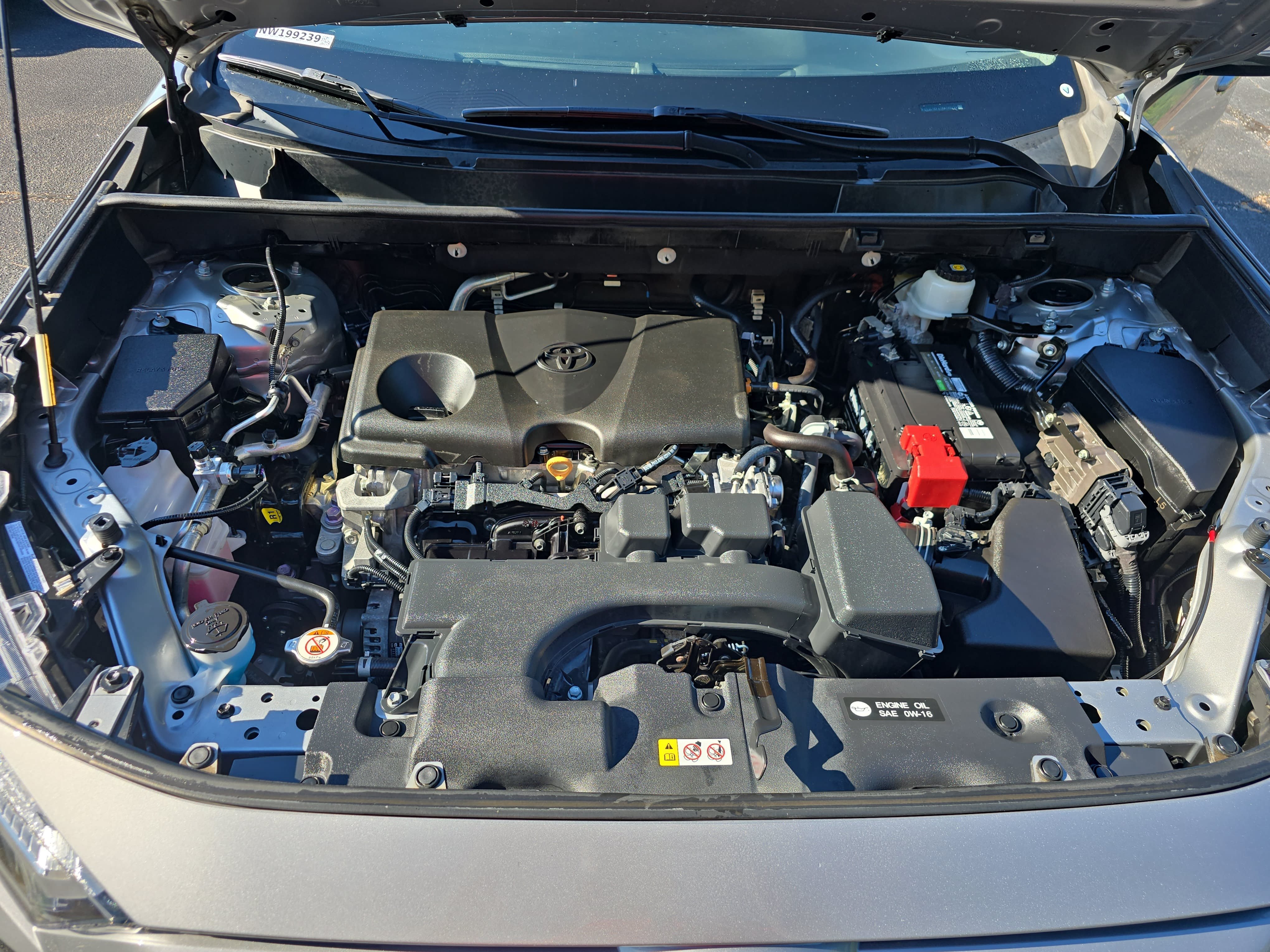 Used 2022 Toyota RAV4 XLE Premium FWD image 30
