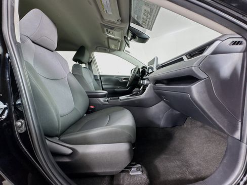 Certified 2024 Toyota RAV4 XLE AWD/4WD image 27