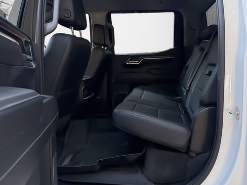 Used 2022 GMC Sierra 1500 SLT w/ SLT Convenience Package image 13