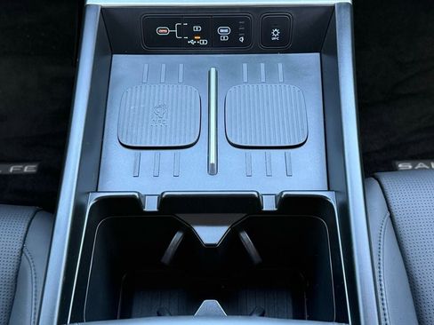 Used 2025 Hyundai Santa Fe Limited image 26