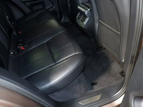 Used 2024 Land Rover Range Rover Evoque Dynamic SE image 29