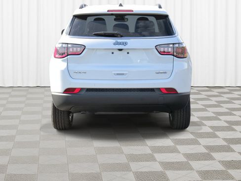 New 2026 Jeep Compass Latitude image 33