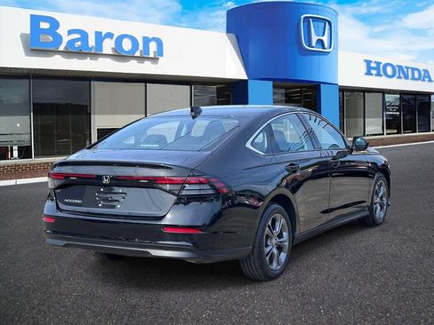 Used 2023 Honda Accord EX image 5