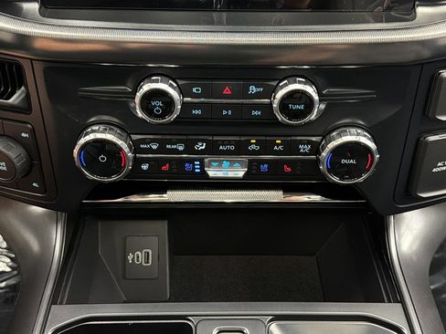 Used 2026 Ford F150 Lariat AWD/4WD image 23