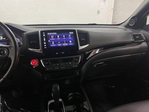 Used 2017 Honda Ridgeline Black Edition image 19