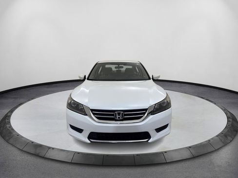 Used 2013 Honda Accord LX image 2