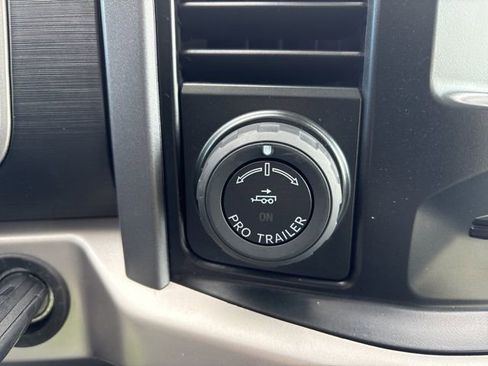 Used 2023 Ford F150 XLT w/ Trailer Tow Package image 35