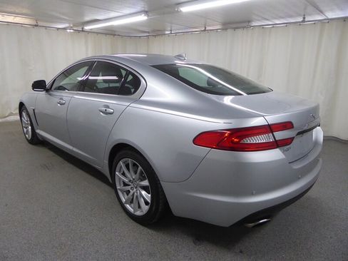 Used 2013 Jaguar XF image 5