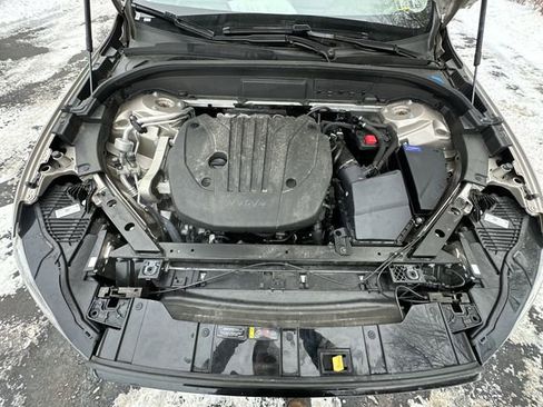 Used 2025 Volvo XC60 B5 Plus image 21