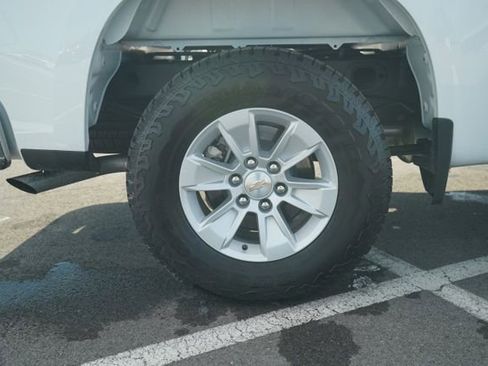 Used 2024 Chevrolet Silverado 1500 W/T w/ WT Value Package image 42