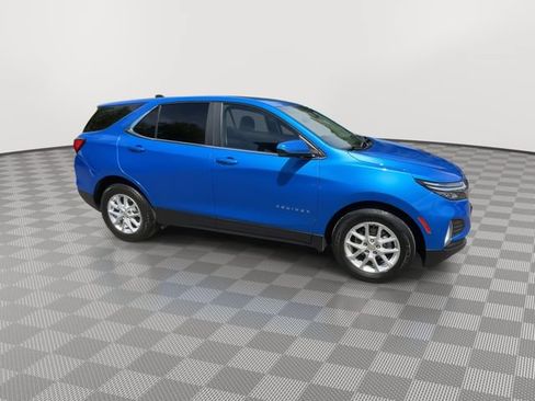 Used 2024 Chevrolet Equinox LT AWD/4WD image 9
