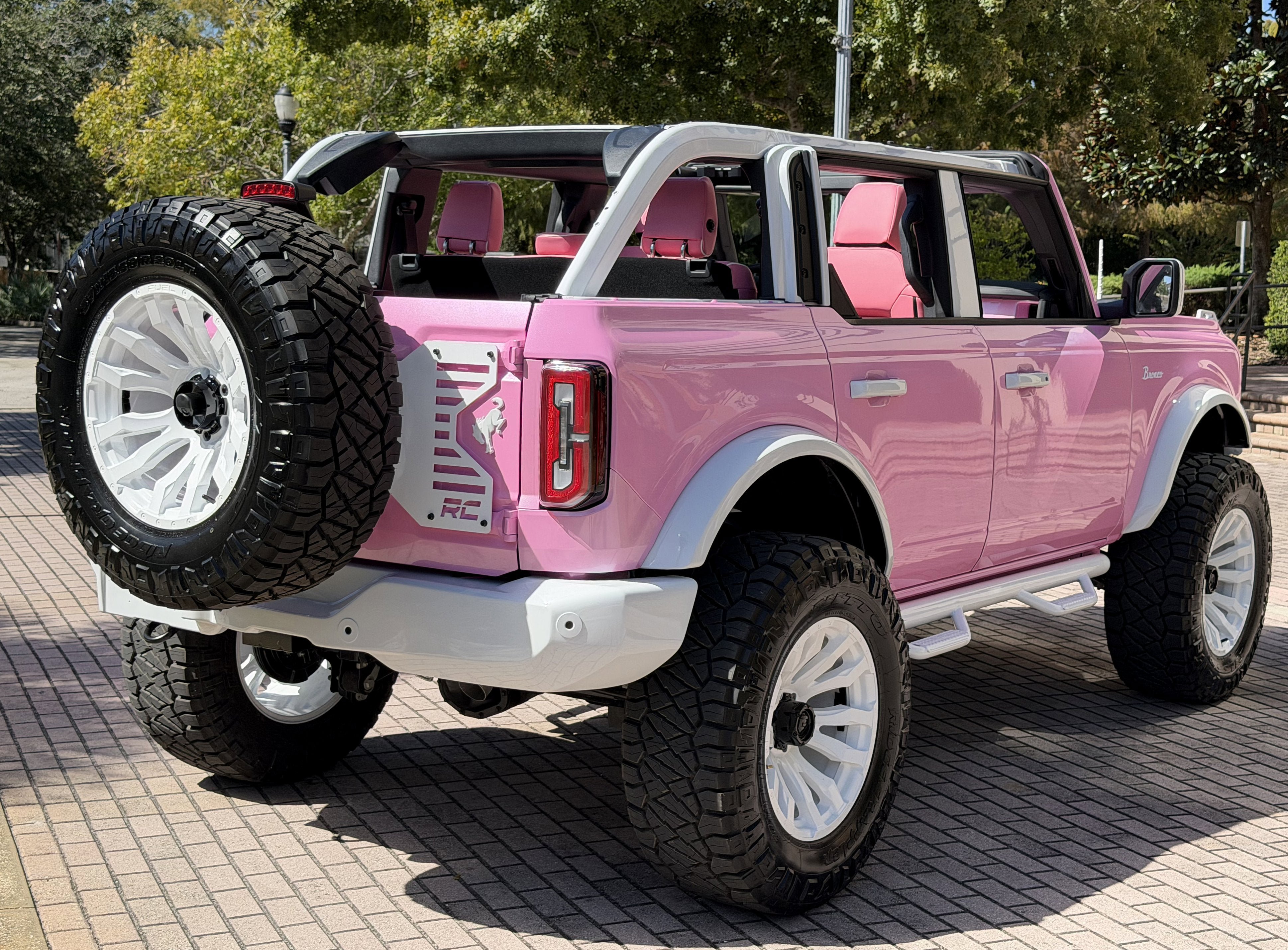 Used 2025 Ford Bronco Outer Banks AWD/4WD image 17