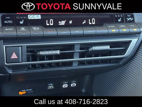 Used 2026 Toyota Camry SE w/ Multimedia Upgrade Package FWD image 23