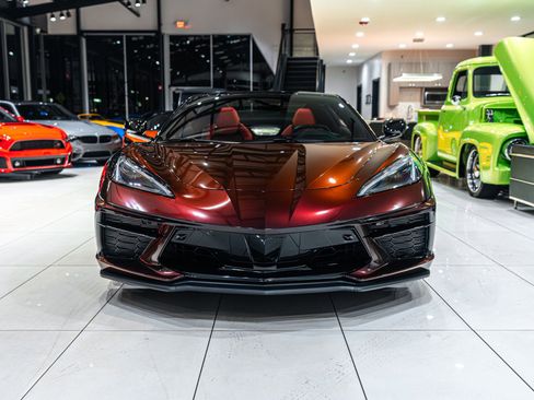 Used 2021 Chevrolet Corvette Stingray Premium Conv w/ Z51 Performance Package image 6