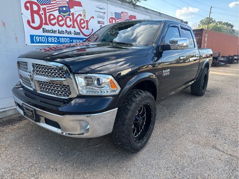Used 2018 RAM 1500 Laramie image 6