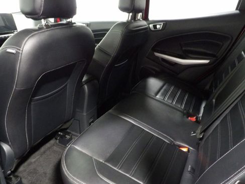 Used 2018 Ford EcoSport Titanium image 12