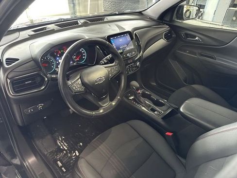 Used 2022 Chevrolet Equinox RS w/ Infotainment Package image 10