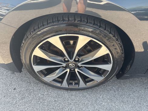 Used 2016 Nissan Maxima SR FWD image 10