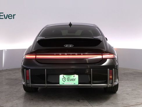 Used 2023 Hyundai Ioniq 6 Limited RWD image 15