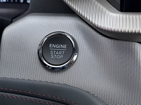 New 2026 Ford Explorer Active w/ Active Comfort Package image 17