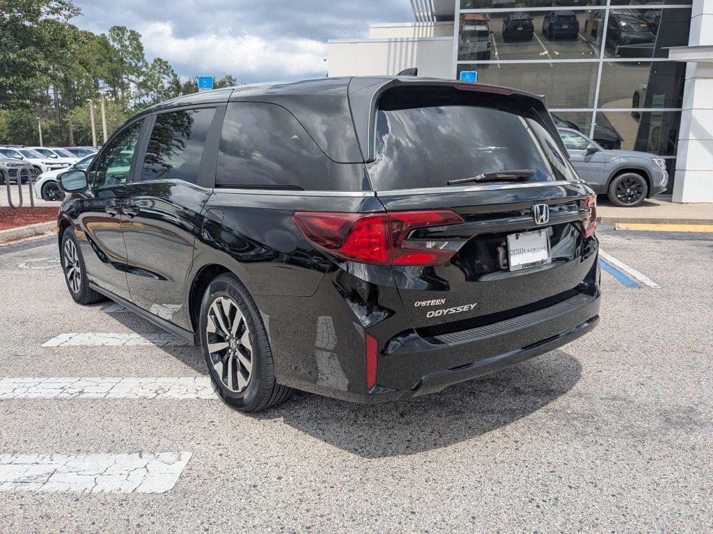 Used 2025 Honda Odyssey EX-L image 4