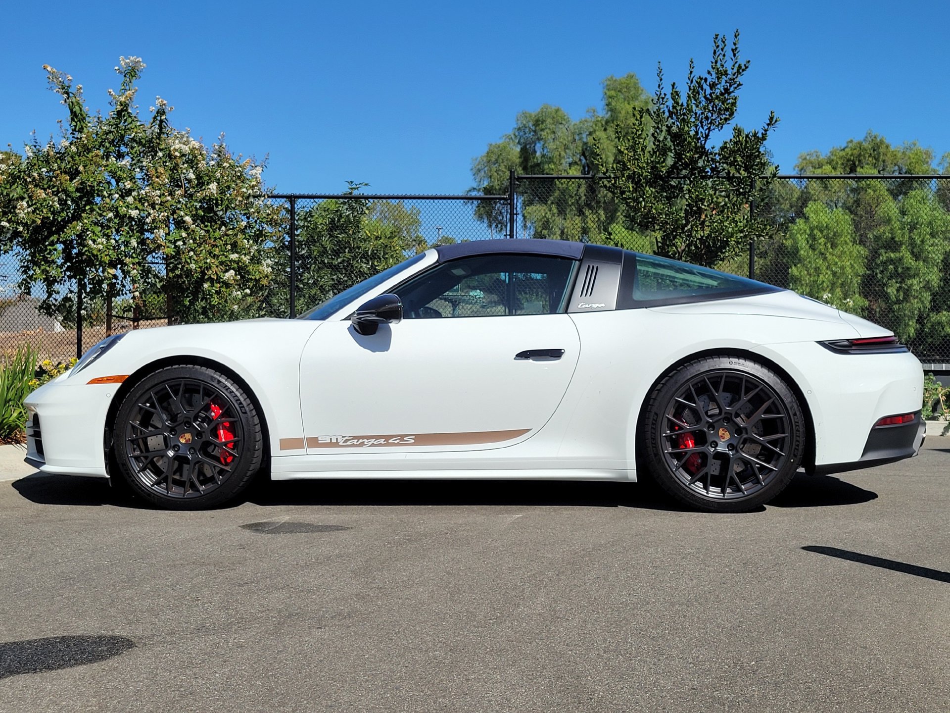 Used 2026 Porsche 911 Targa 4S AWD/4WD image 2