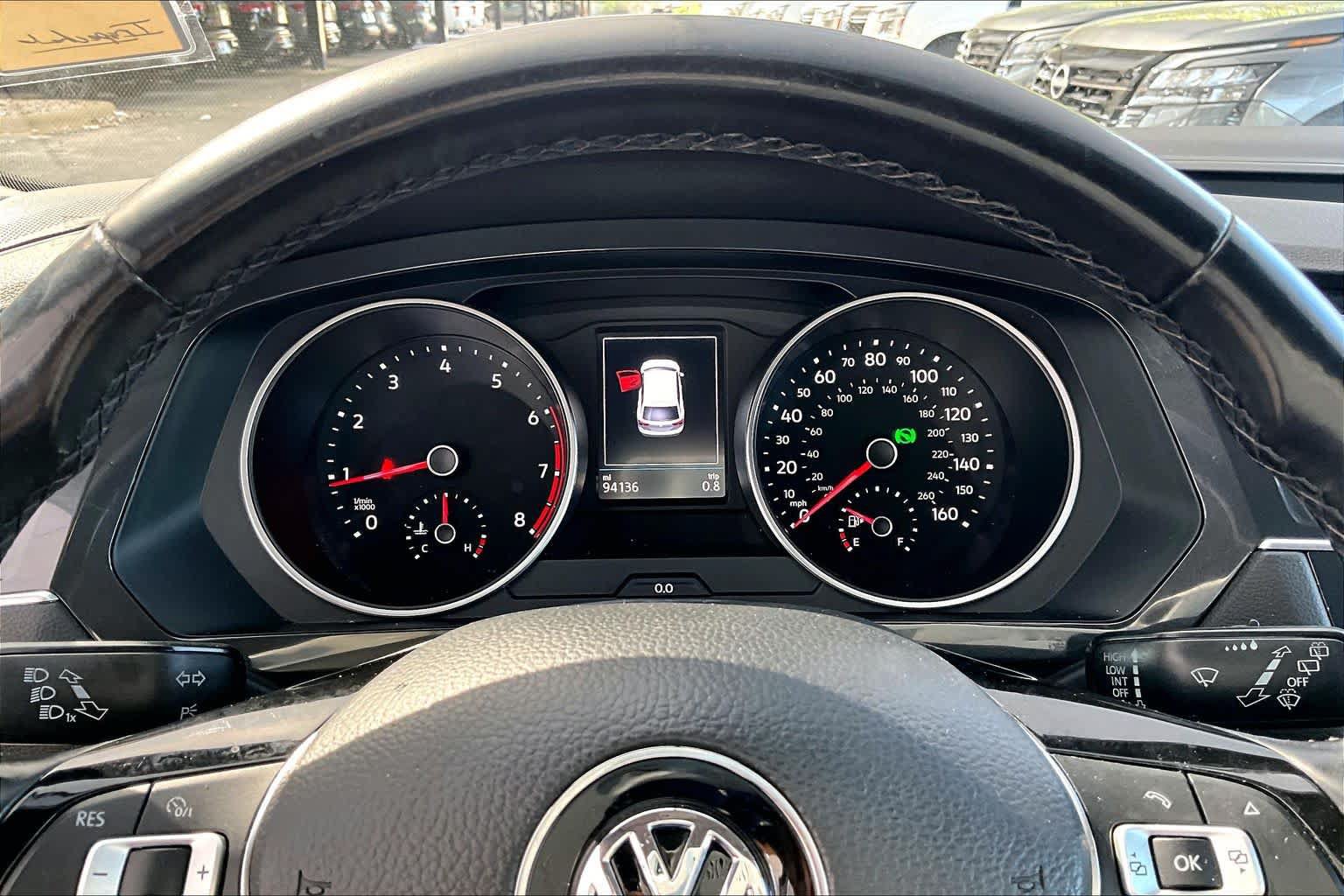 Used 2018 Volkswagen Tiguan SE FWD image 25