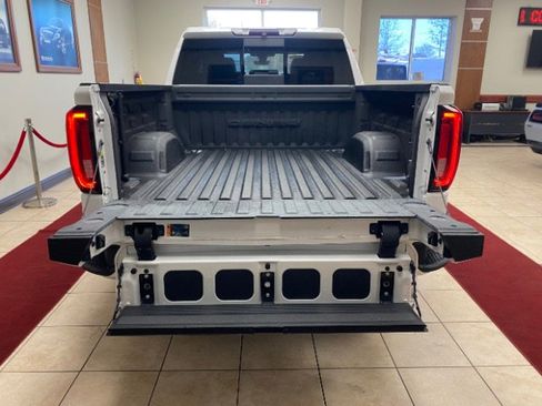 Used 2019 GMC Sierra 1500 Denali w/ Denali Ultimate Package image 9
