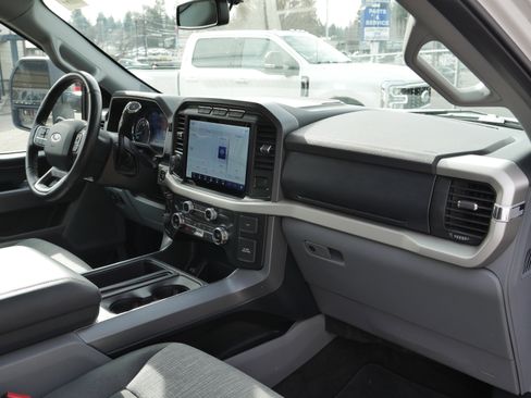 Certified 2021 Ford F150 XLT w/ Equipment Group 302A High image 28