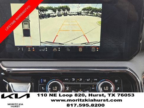 Used 2024 GMC Sierra 1500 AT4 w/ Technology Package AWD/4WD image 7