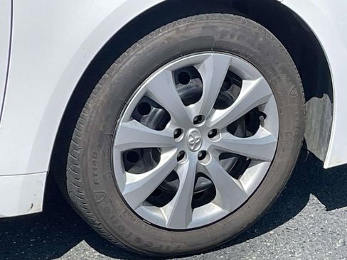 Used 2025 Toyota Corolla LE image 13