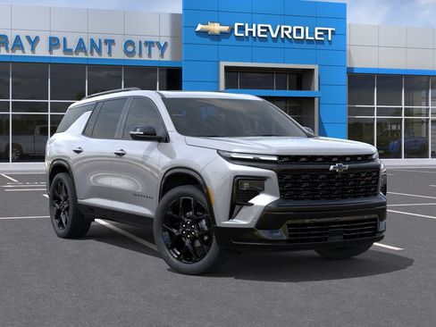 New 2026 Chevrolet Traverse RS w/ LPO, Floor Liner Package FWD image 7