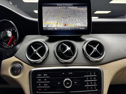 Used 2019 Mercedes-Benz GLA 250 image 22