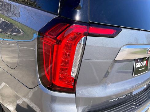 Used 2022 GMC Yukon XL Denali image 27