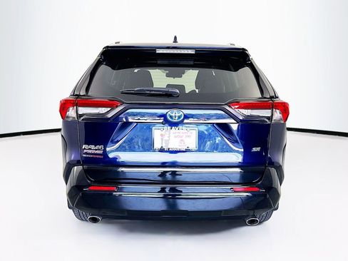 Used 2024 Toyota RAV4 SE image 8