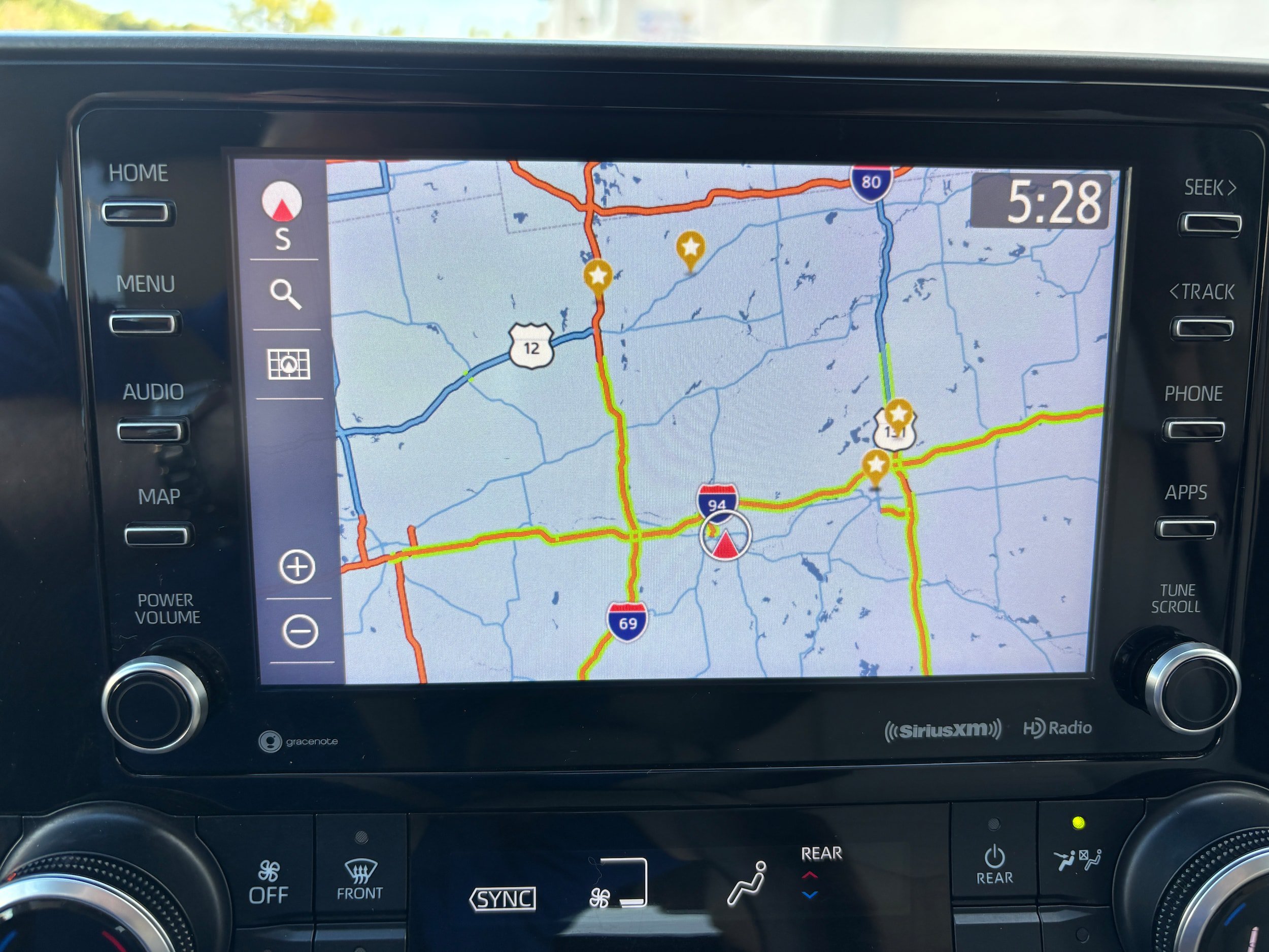 Used 2021 Toyota Highlander XLE FWD image 30