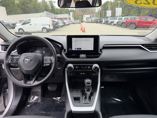 Certified 2025 Toyota RAV4 XLE AWD/4WD image 19