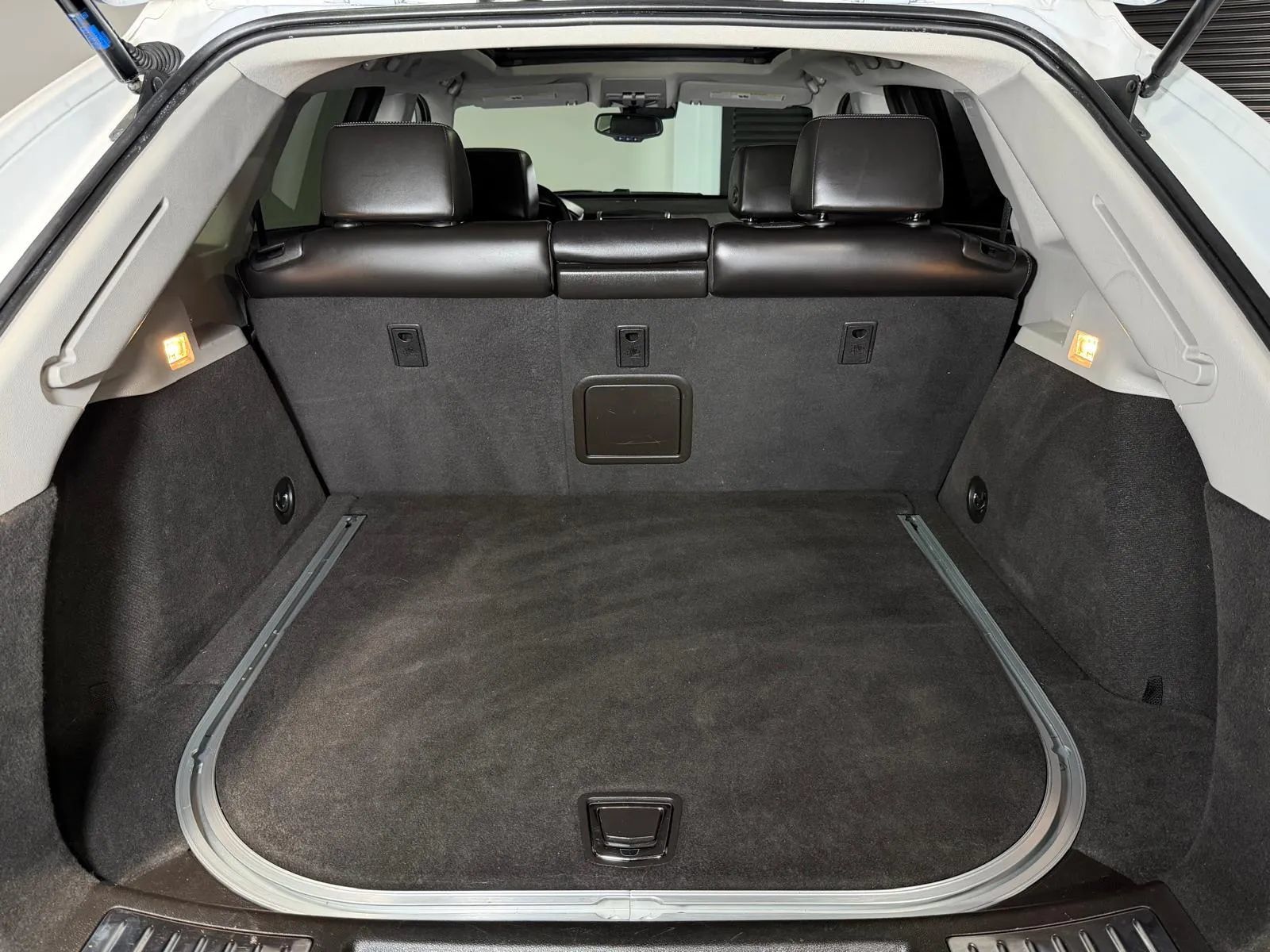 Used 2013 Cadillac SRX Luxury w/ Driver Awareness Package FWD image 14